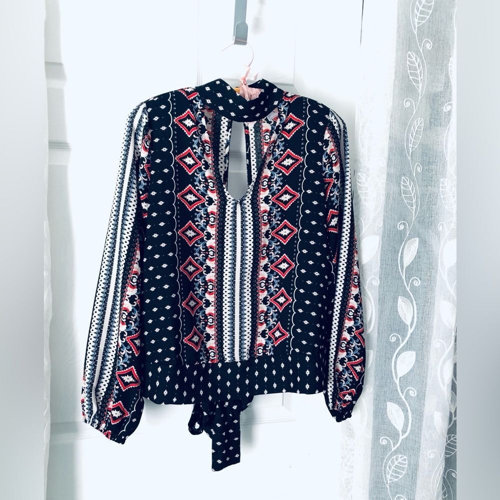 Venus Choker tie back cut out v neck blouse top boho bohemian size XS